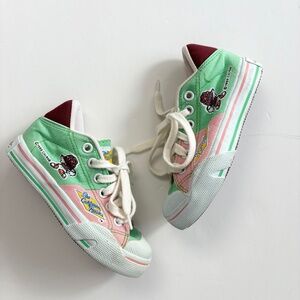 Vintage California raisins canvas sneakers